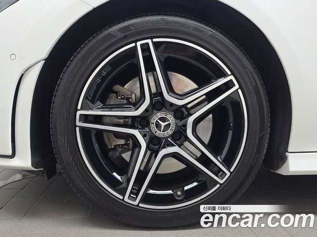 Mercedes-Benz CLA 2023 — фото 5