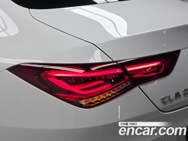 Mercedes-Benz CLA 2023 — фото 9