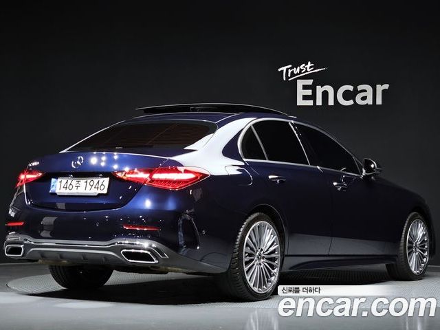 Mercedes-Benz C-Class 2022 — фото 2