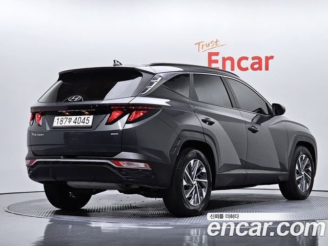 Hyundai Tucson 2023 — фото 2