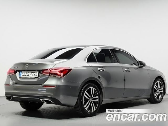 Mercedes-Benz A-Class 2022 — фото 2
