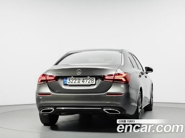 Mercedes-Benz A-Class 2022 — фото 4