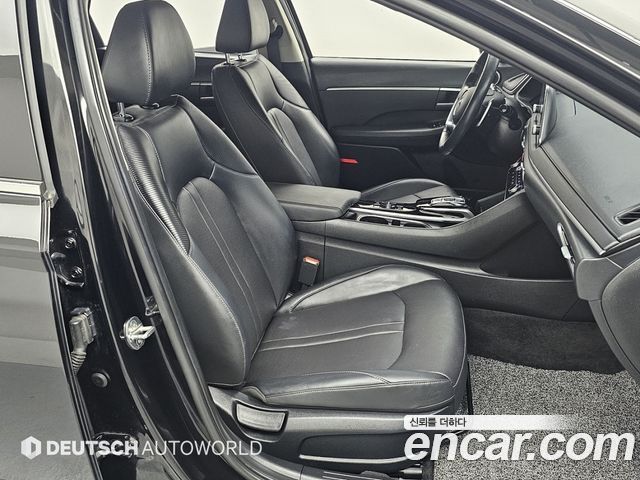 Hyundai Sonata 2022 — фото 10
