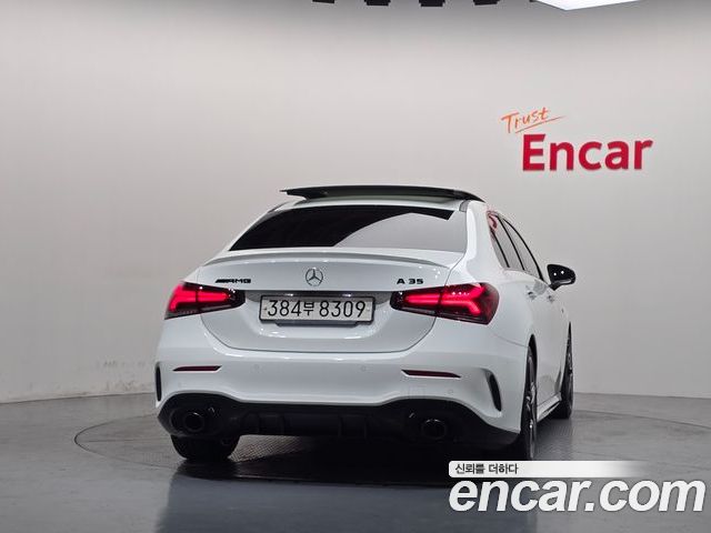 Mercedes-Benz A-Class 2023 — фото 4