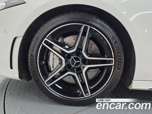 Mercedes-Benz A-Class 2023 — фото 5