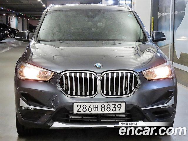 BMW X1 2022 — фото 3