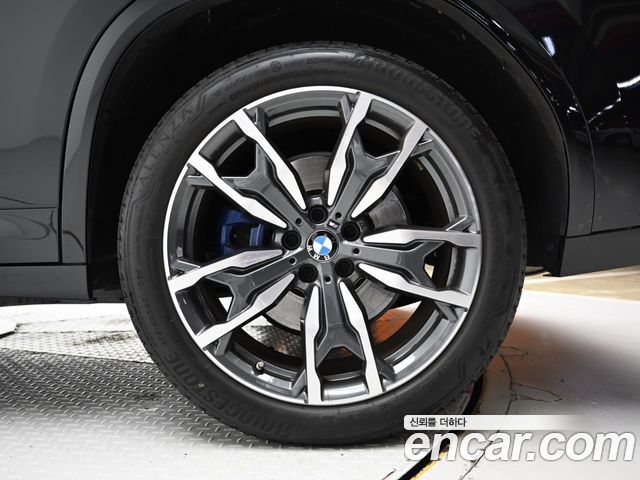 BMW X4 2025 — фото 5