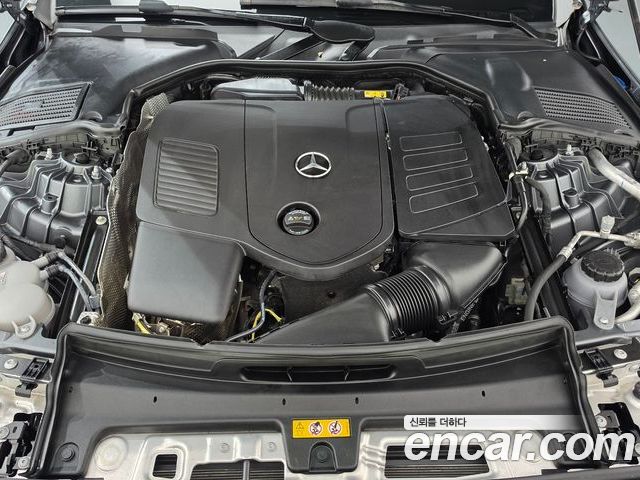 Mercedes-Benz C-Class 2025 — фото 6
