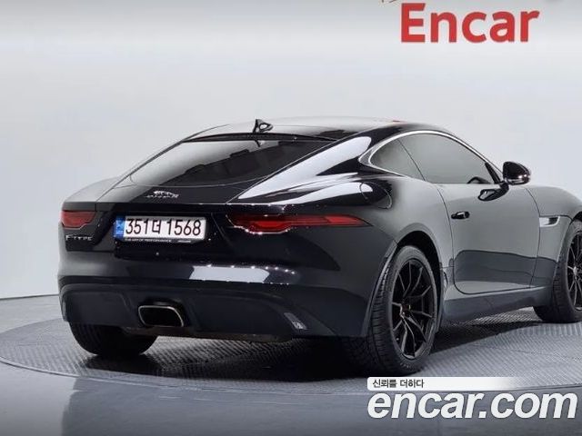 Jaguar F-Type 2023 — фото 2