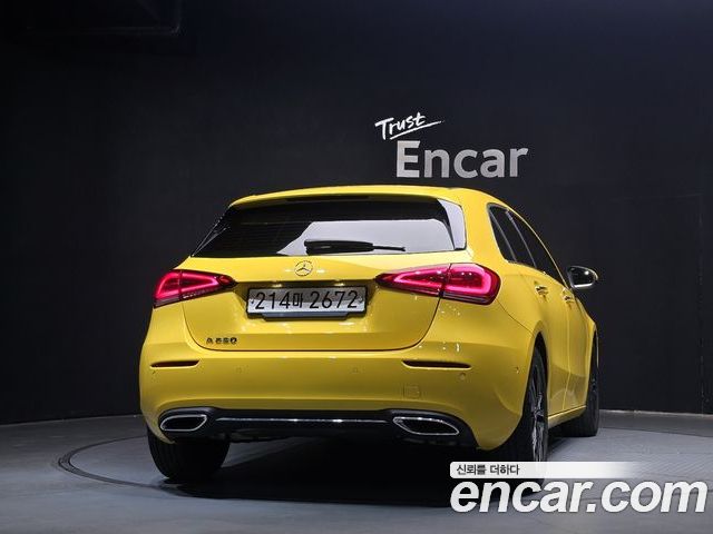 Mercedes-Benz A-Class 2022 — фото 4
