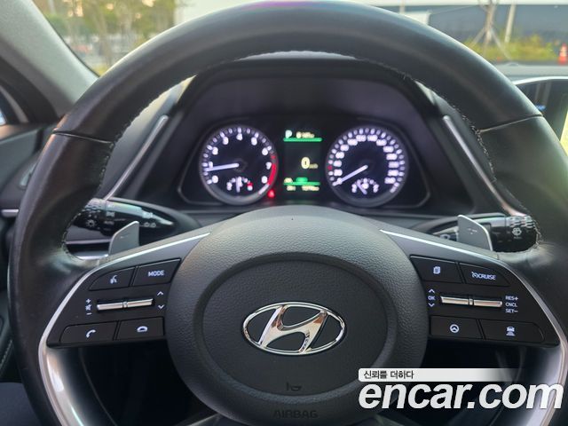 Hyundai Sonata 2022 — фото 9