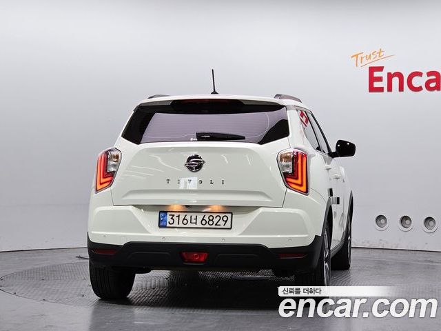 SsangYong Tivoli 2022 — фото 4