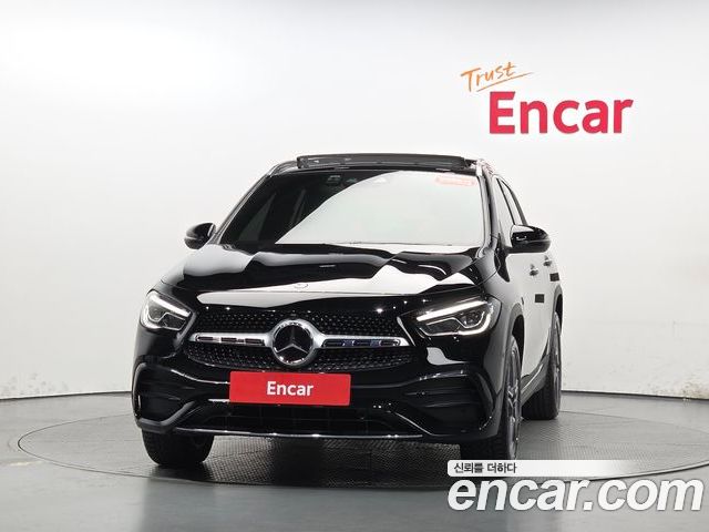 Mercedes-Benz GLA 2023 — фото 3