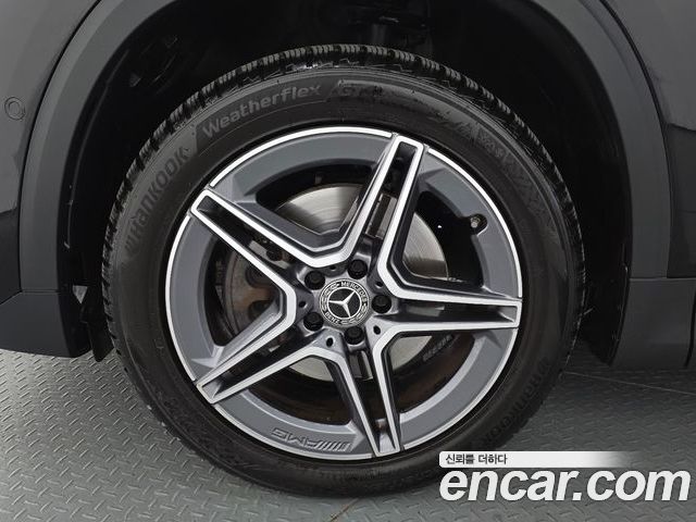 Mercedes-Benz GLA 2023 — фото 5
