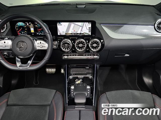 Mercedes-Benz GLA 2023 — фото 10