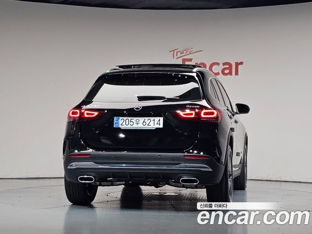 Mercedes-Benz GLA 2023 — фото 4