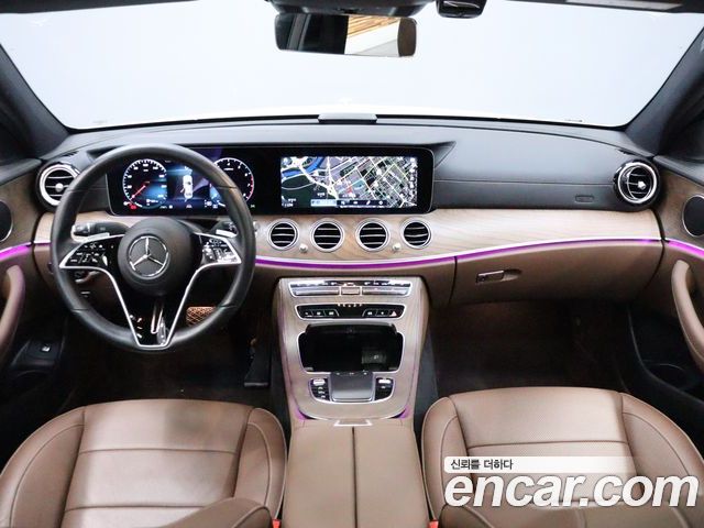 Mercedes-Benz E-Class 2023 — фото 6