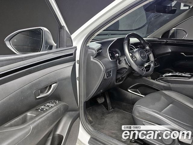 Hyundai Tucson 2022 — фото 10