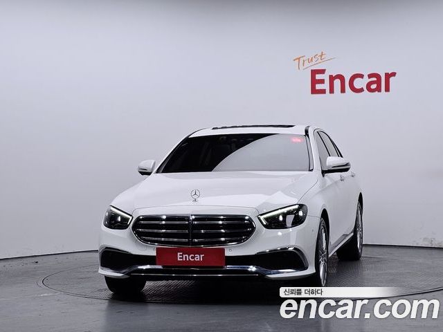 Mercedes-Benz E-Class 2023 — фото 3