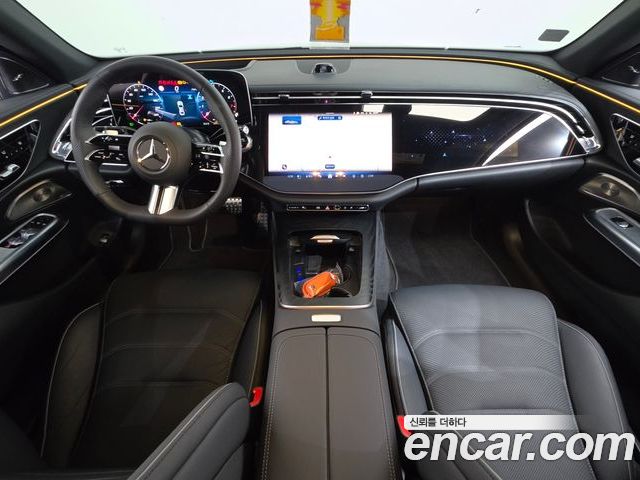 Mercedes-Benz E-Class 2025 — фото 10