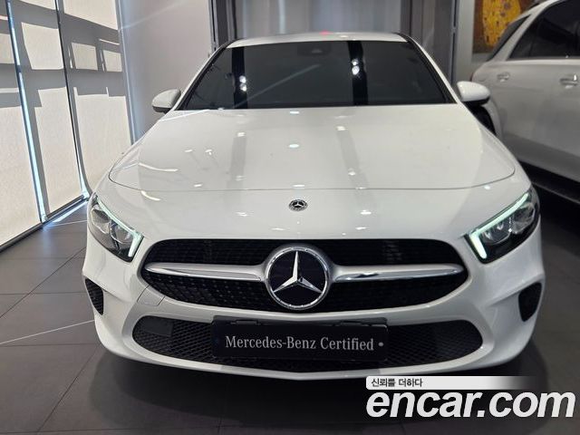 Mercedes-Benz A-Class 2023 — фото 2