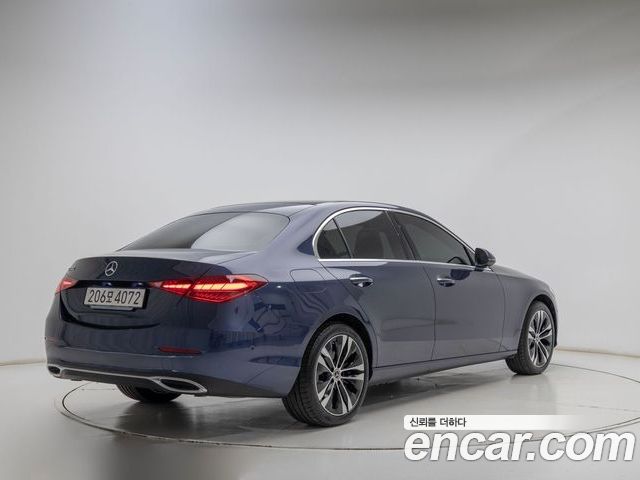 Mercedes-Benz C-Class 2025 — фото 2
