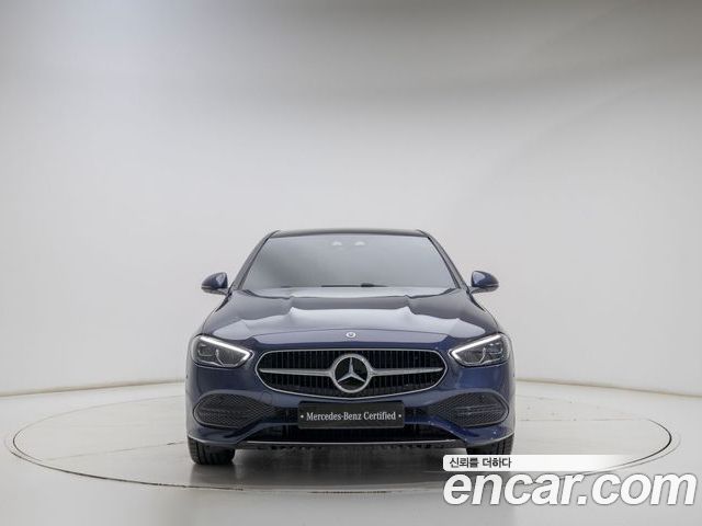 Mercedes-Benz C-Class 2025 — фото 3