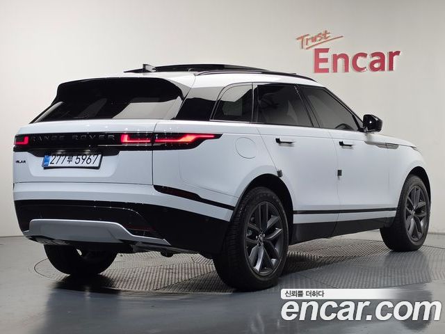 Land Rover Range Rover Velar 2026 — фото 2