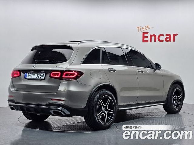 Mercedes-Benz GLC 2022 — фото 2