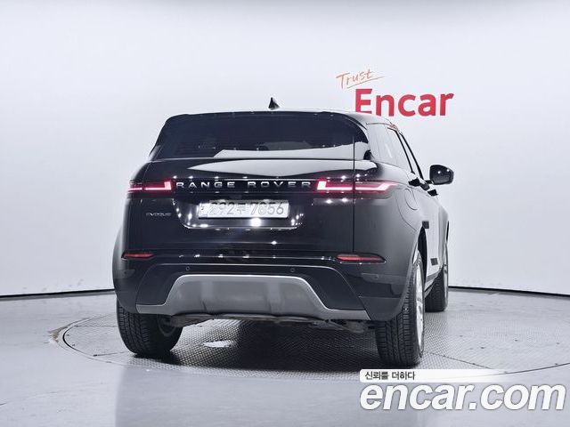 Land Rover Range Rover Evoque 2024 — фото 4