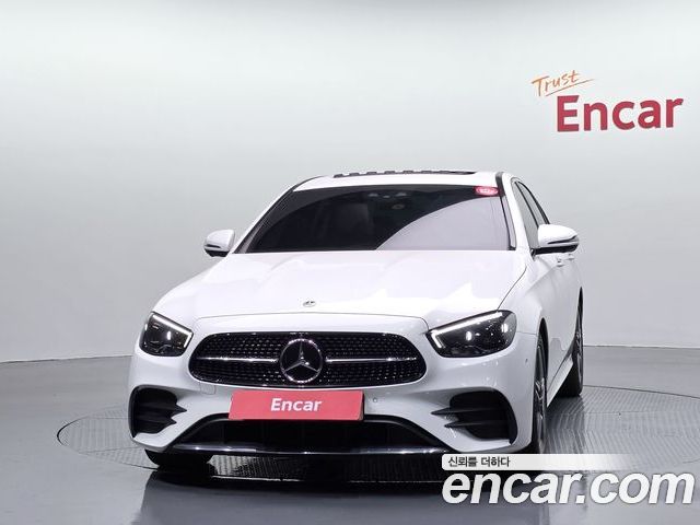 Mercedes-Benz E-Class 2023 — фото 3
