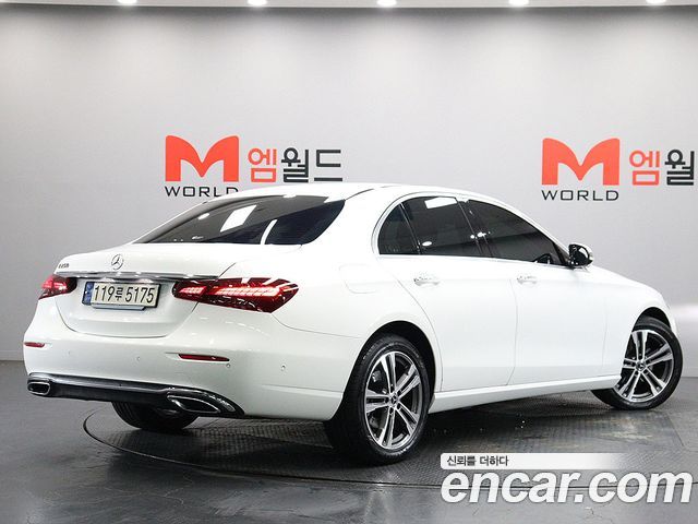 Mercedes-Benz E-Class 2023 — фото 2