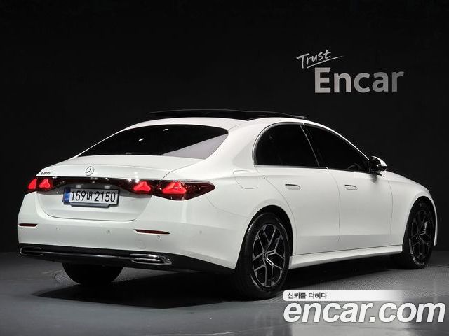 Mercedes-Benz E-Class 2025 — фото 2