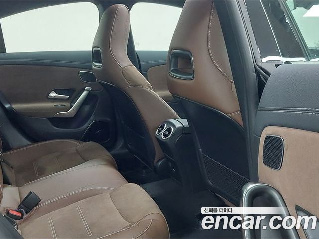 Mercedes-Benz CLA 2026 — фото 10