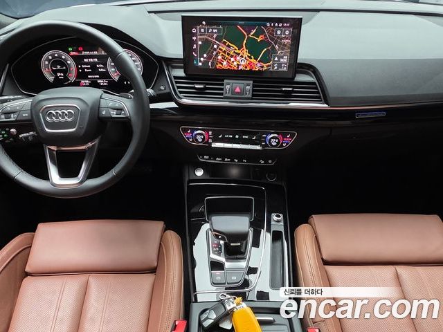 Audi Q5 2024 — фото 10