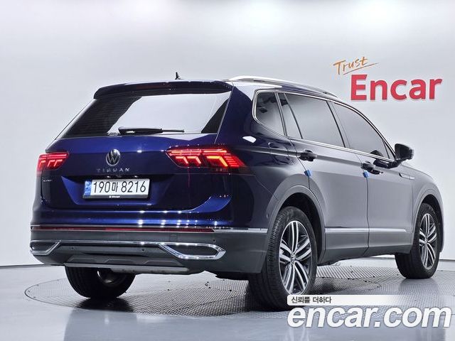 Volkswagen Tiguan 2023 — фото 2