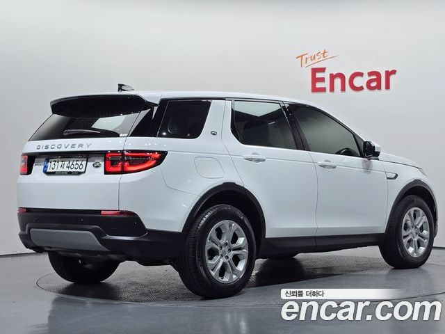 Land Rover Discovery Sport 2021 — фото 2