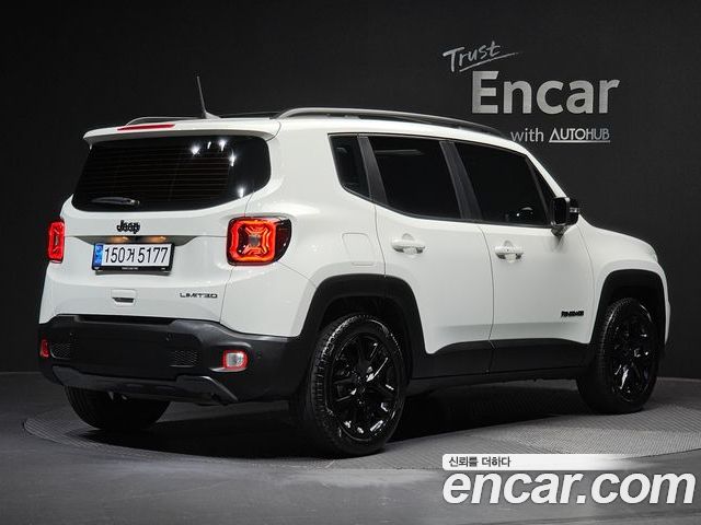 Jeep Renegade 2023 — фото 2
