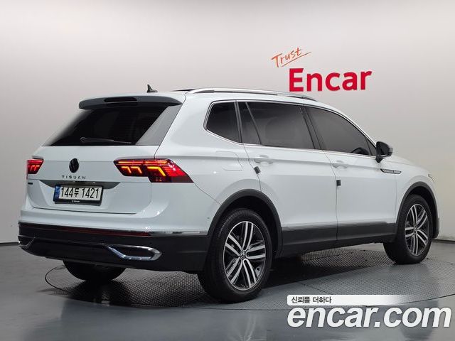 Volkswagen Tiguan 2022 — фото 2