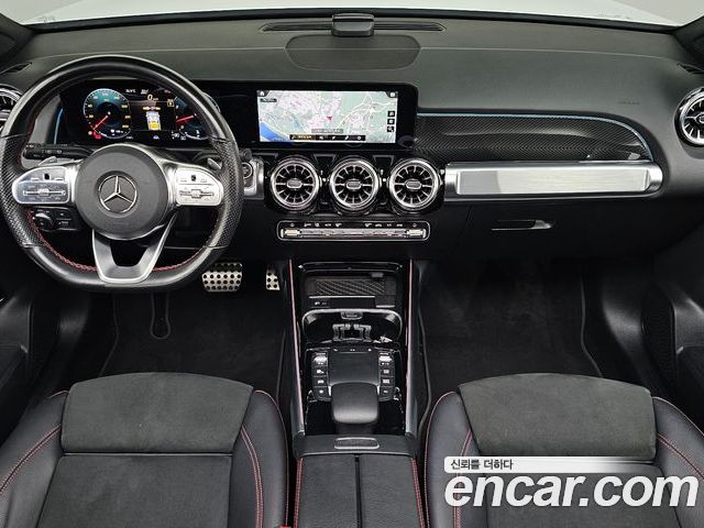Mercedes-Benz GLB 2023 — фото 10