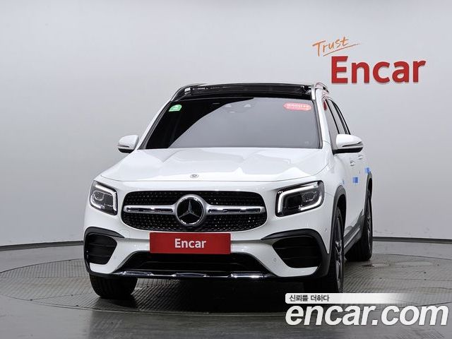 Mercedes-Benz GLB 2023 — фото 3
