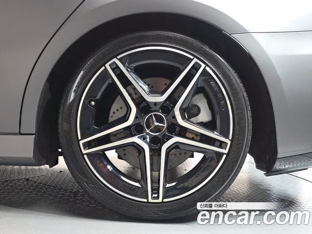 Mercedes-Benz A-Class 2023 — фото 7