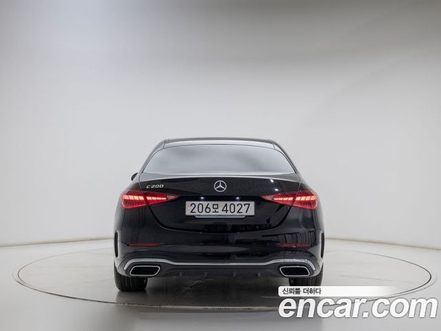 Mercedes-Benz C-Class 2025 — фото 4