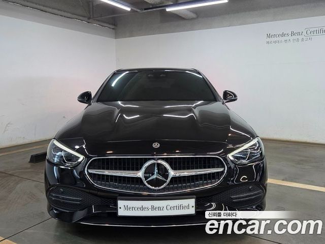 Mercedes-Benz C-Class 2023 — фото 3