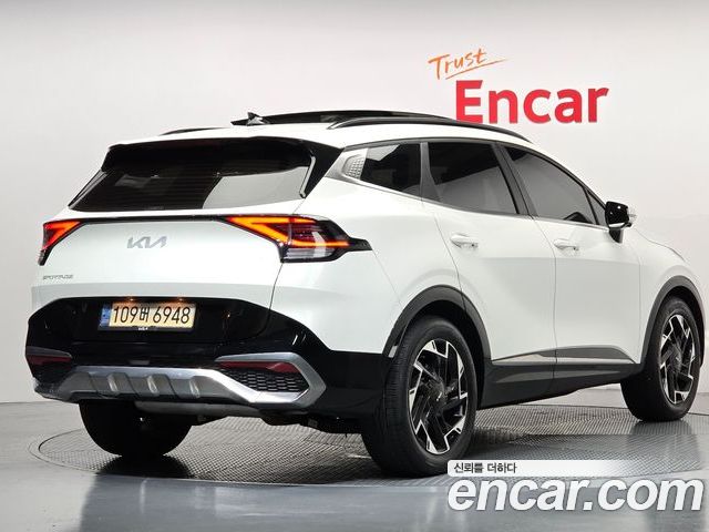 Kia Sportage 2022 — фото 2