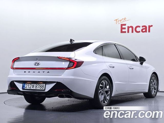 Hyundai Sonata 2022 — фото 2