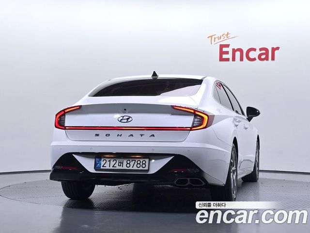 Hyundai Sonata 2022 — фото 4