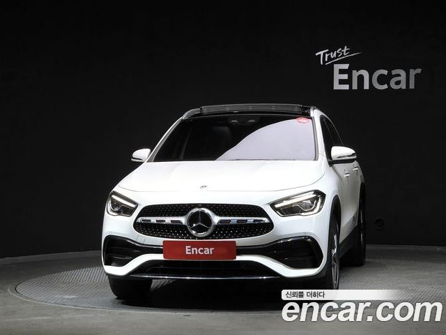 Mercedes-Benz GLA 2023 — фото 3