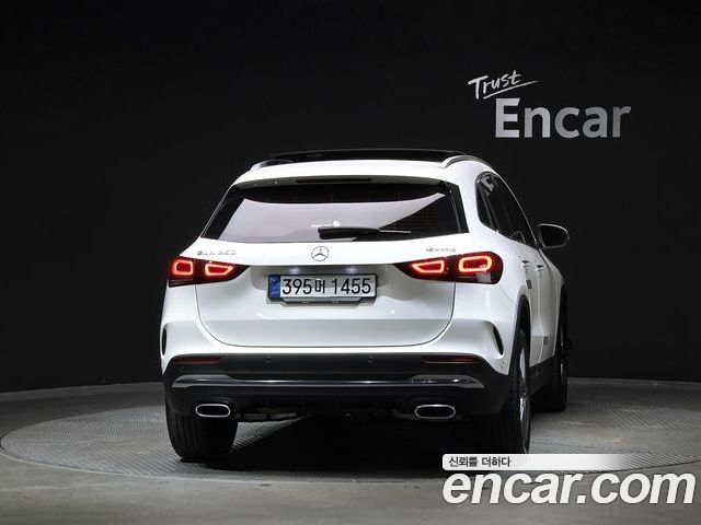 Mercedes-Benz GLA 2023 — фото 4