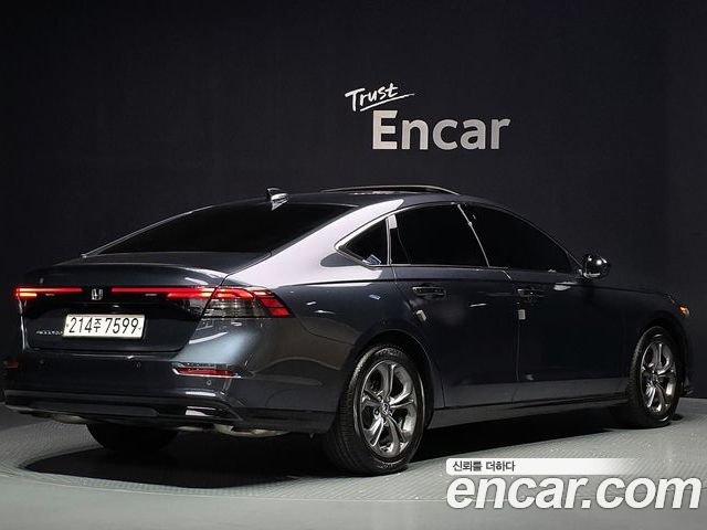 Honda Accord 2023 — фото 2